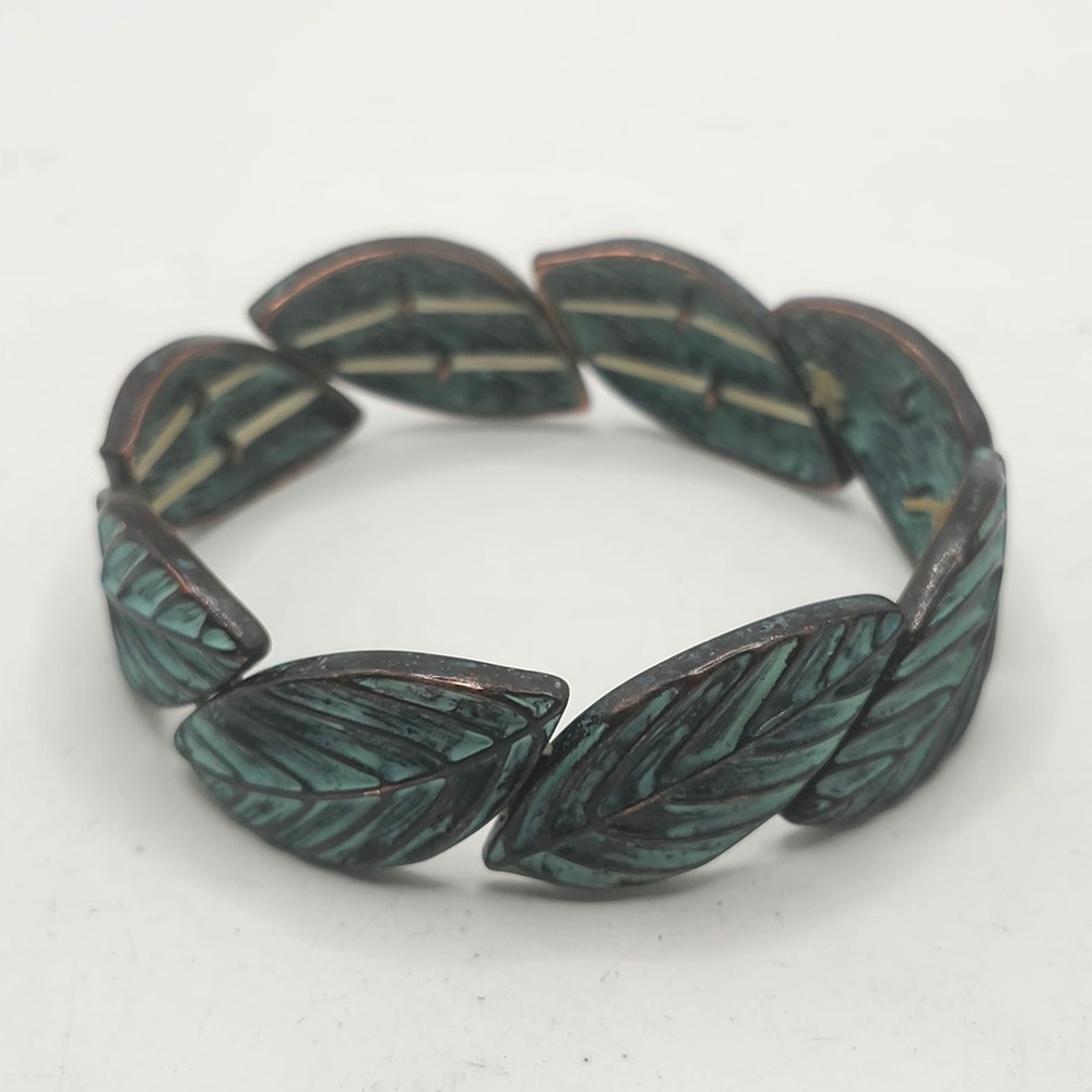 Green Patina Copper Tone Leaf Stretch Bracelet Nature Boho Statement Jewelry